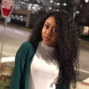 Meet your Posher, Nicole